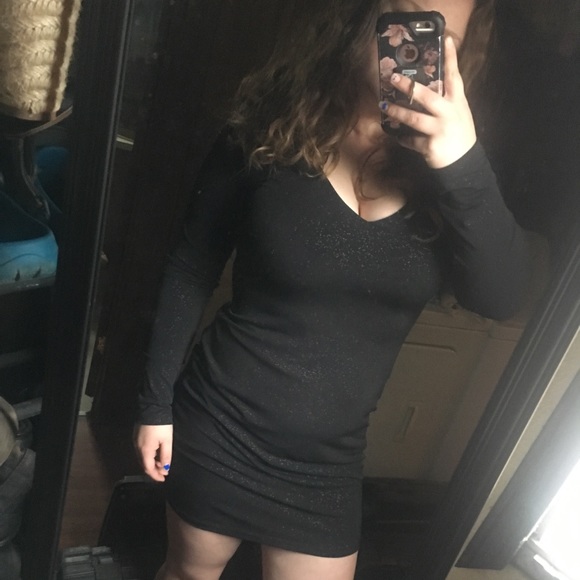 black sparkly dress - Picture 3 of 3